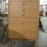 566 8520 CHEST OF DRAWERS